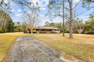 2379 Risen Dr, Cantonment, FL 32533 - photo 5