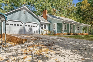 1300 Smithdale Rd, Cumming, GA 30040 - photo 7