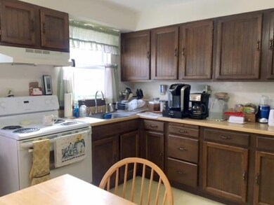 Apt 1 Kitchen