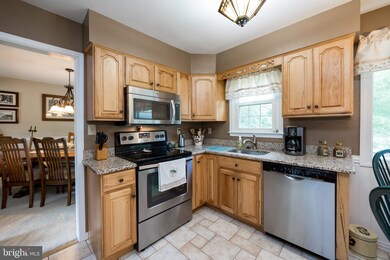 472 Sharon Rd, Colmar, PA 18915 - photo 6