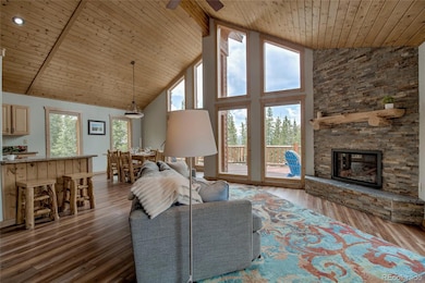 Lots of natural lights