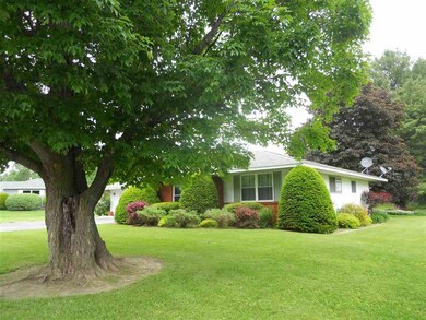 62 Meadow Brook Rd, Rutland, VT 05701 - photo 2