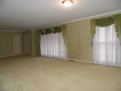 310 Hillcrest St, Manchester, TN 37355 - photo 2