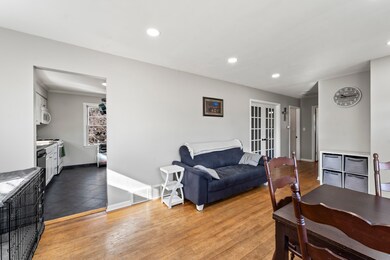 64 N Garfield Ave, Mundelein, IL 60060 - photo 6