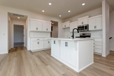 2012 Edgewood Court (7)