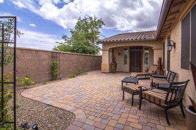 Courtyard_1371
