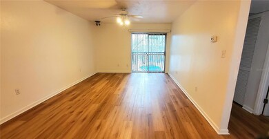 1700 SW 16th Ct unit E29, Gainesville, FL 32608 - photo 4