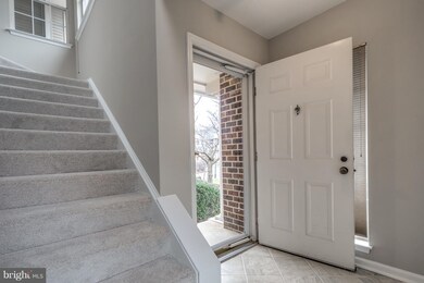 45071 Brae Terrace unit 204, Ashburn, VA 20147 - photo 5