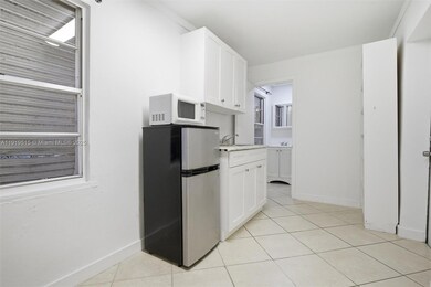 2445 SW 18th St unit 5, Miami, FL 33145 - photo 4