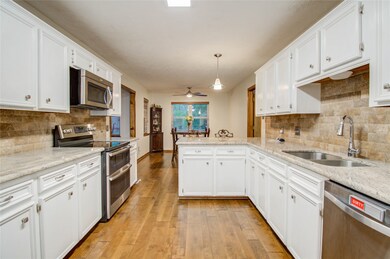 17 County Road 427 S, Dayton, TX 77535 - photo 4