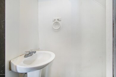 Half bath - main fl
