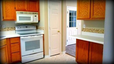 110 Country Walk, Warner Robins, GA 31088 - photo 7