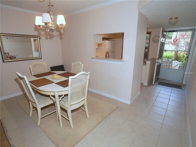 Foyer / Dining Area
