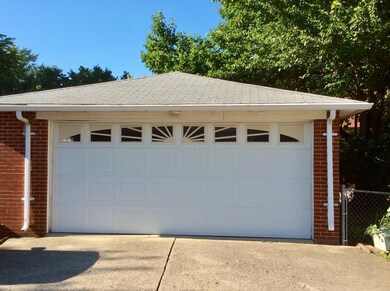 2 car detached garage