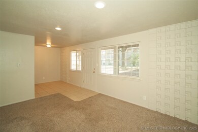 109 S 9th St unit 208, Broken Arrow, OK 74012 - photo 6