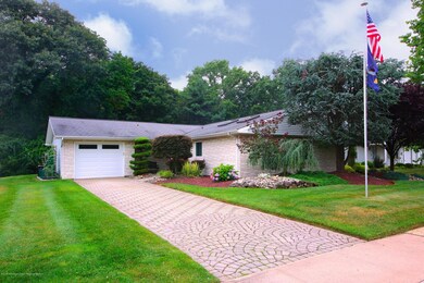 77 Fordham Dr, Matawan, NJ 07747 - photo 2