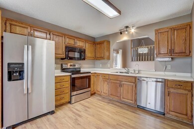 12142 Aztec St NW, Coon Rapids, MN 55433 - photo 4