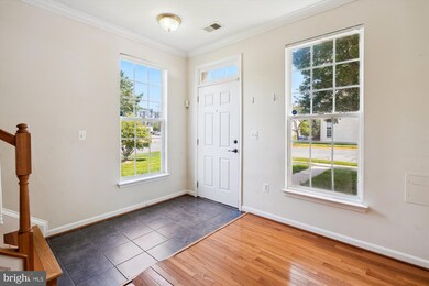 15551 John Diskin Cir, Woodbridge, VA 22191 - photo 4