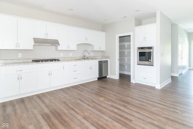 307 Blue River Dr, Knightstown, IN 46148 - photo 4