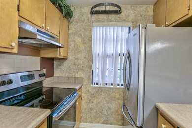 3342 Thomas Butler Rd unit B, Tallahassee, FL 32308 - photo 3