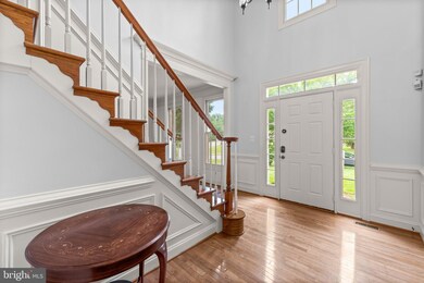 12607 Asturian Ct, Herndon, VA 20171 - photo 3