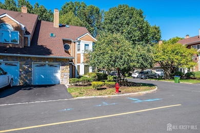 118 Coppertree Ct, Edison, NJ 08820 - photo 3