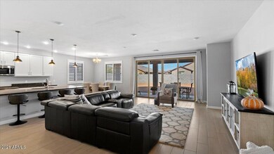 02-Family Room