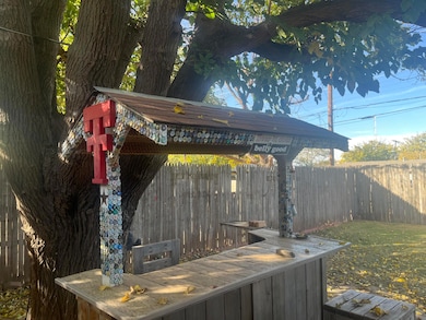 3502 36th St, Lubbock, TX 79413 - photo 4