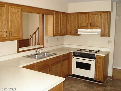 Kitchen - Lots of cabinet storage