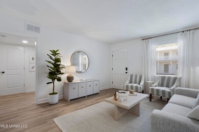 114 Ethel Cir unit 17, Ocean Springs, MS 39564 - photo 2