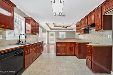 1518 S Patout St, New Iberia, LA 70560 - photo 6