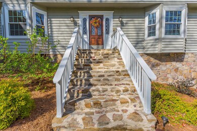 gorgeous mountain stone touches!