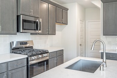 27851 Western Creek Ct, Katy, TX 77494 - photo 4