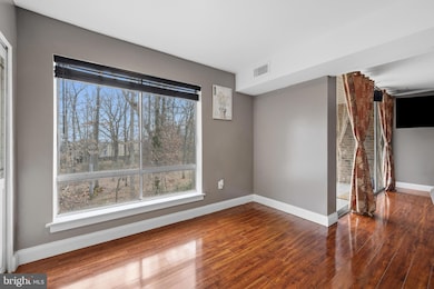 8477 Greenbelt Rd unit 201, Greenbelt, MD 20770 - photo 7