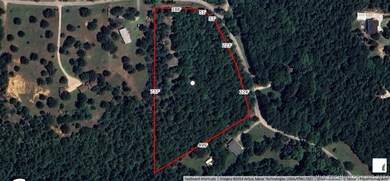 over 700 feet of frontage on Old Towne Rd m/l