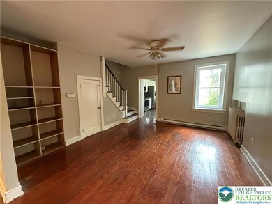 309 N 9th St, Allentown, PA 18102 - photo 3