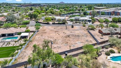View SE new Sam Fox project w/ cranes
