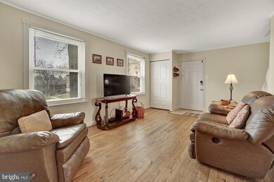 1074 E Thornhill Place, Frederick, MD 21703 - photo 5