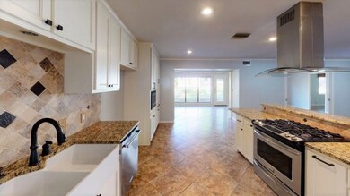 1026 Pollard Dr, Tyler, TX 75701 - photo 6