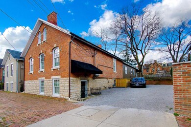 647 S 3rd St unit B, Columbus, OH 43206 - photo 2