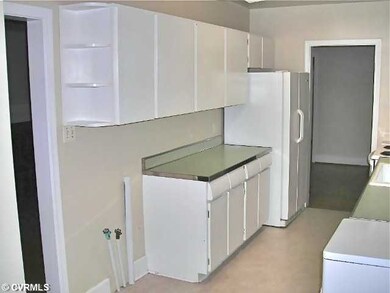 411 2nd St, West Point, VA 23181 - photo 6