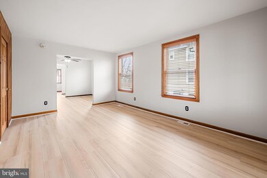 1716 Hall Ave, Halethorpe, MD 21227 - photo 7