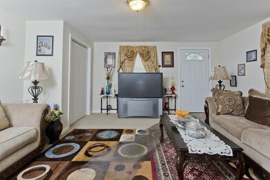 40 Blanding St, Indian Orchard, MA 01151 - photo 7