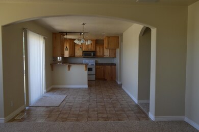 5 Dining-Kitchen