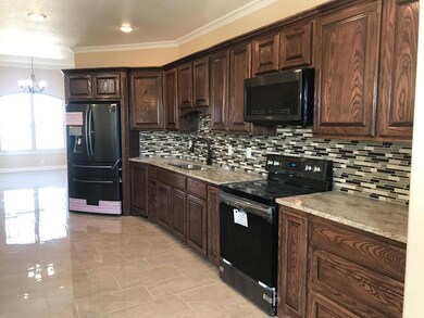 10529 W Yukon Rd, Odessa, TX 79764 - photo 4