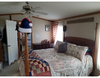 519 E River St unit 49, Orange, MA 01364 - photo 5