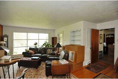 1464 Coldsprings Rd, Pottstown, PA 19465 - photo 5