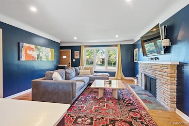 19136 Mott Ave, Eastpointe, MI 48021 - photo 5