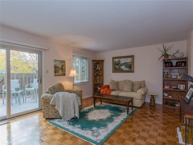 1149 Canterbury Square S, Indianapolis, IN 46260 - photo 5