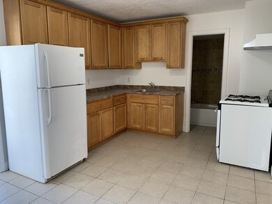 178 Ferry St unit 2, Everett, MA 02149 - photo 3